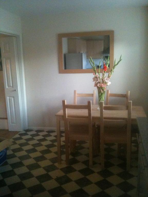 Carters Guesthouse Мілтон-Кінз Екстер'єр фото